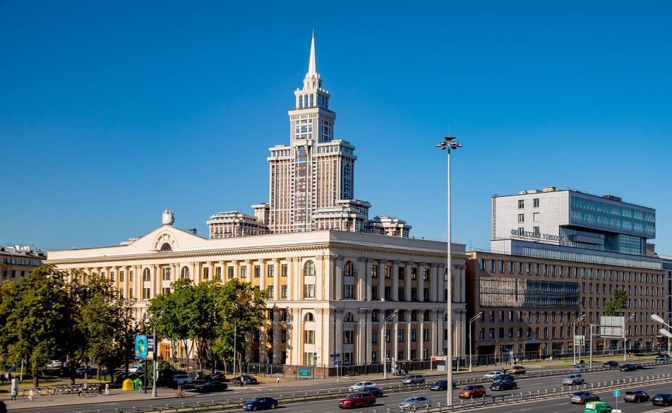 Финансовый университет